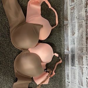 Victoria Secret Lined Semi bras